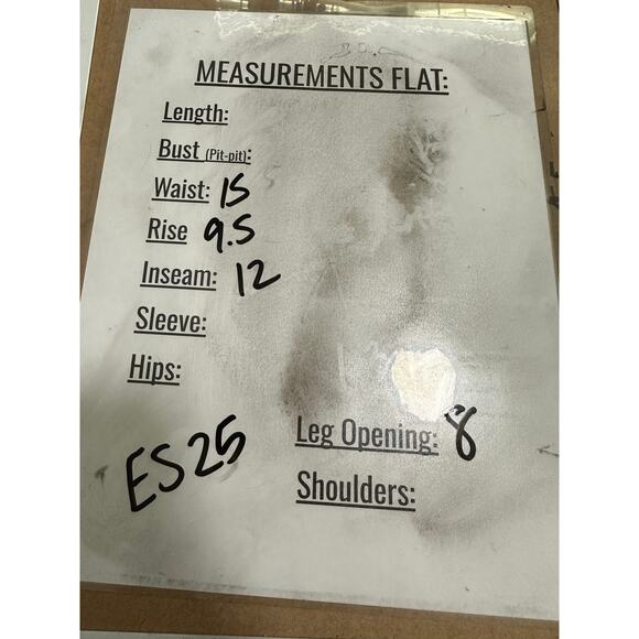 Crysp Denim Light Wash Blue Distressed Denim Bermuda Shorts Men's Size 30 - Picture 8 of 9